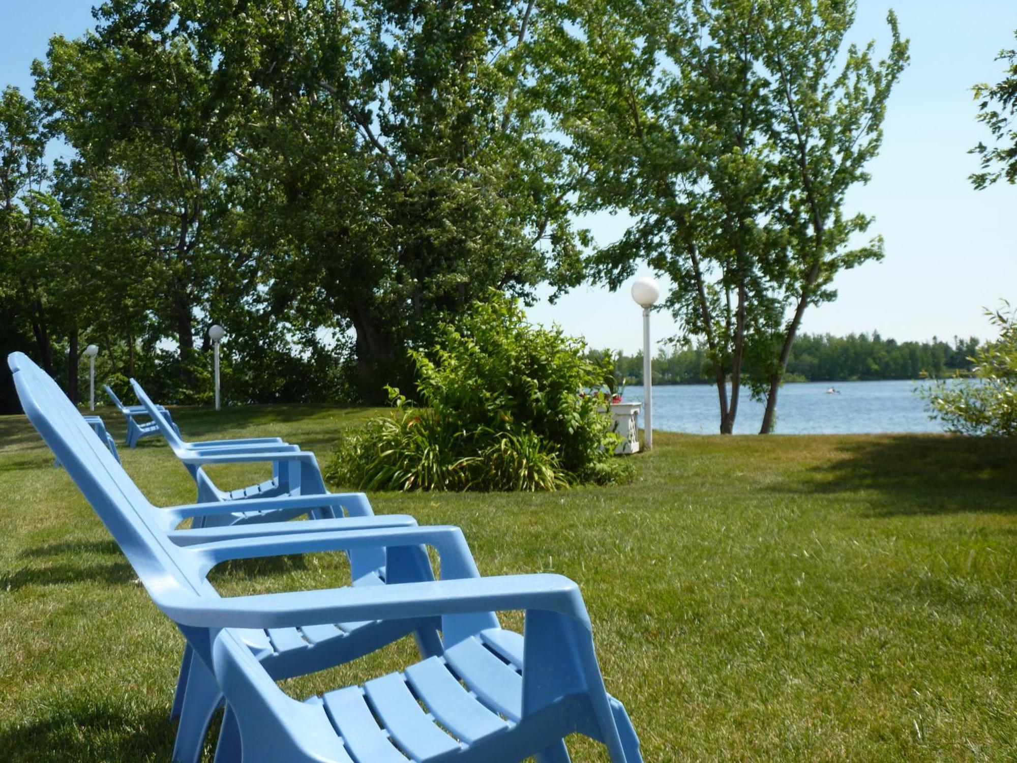 Motel Belle Riviere Saint-Jean-sur-Richelieu Eksteriør bilde