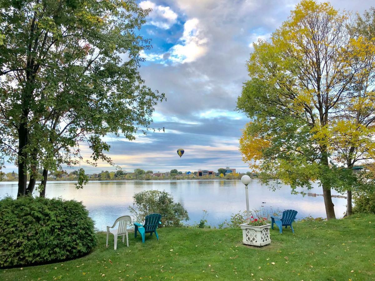 Motel Belle Riviere Saint-Jean-sur-Richelieu Eksteriør bilde